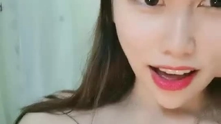 初音岛2荡妇自慰流水，主动邀请修理工帮忙修理一下1