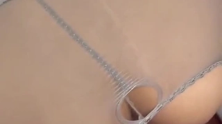 成熟的骚姐姐 开档丝袜户外抽插呻吟
