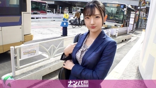 兼職美女D罩杯大奶子，連幹兩炮，這對車燈太給力好耀眼…
