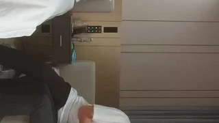 CB是什么意思?小骚货想听大家的羞辱评价