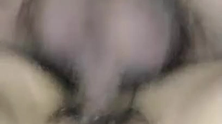 英雄连2蝴蝶骚逼阳了只能瓶子自慰，结尾射出白浆